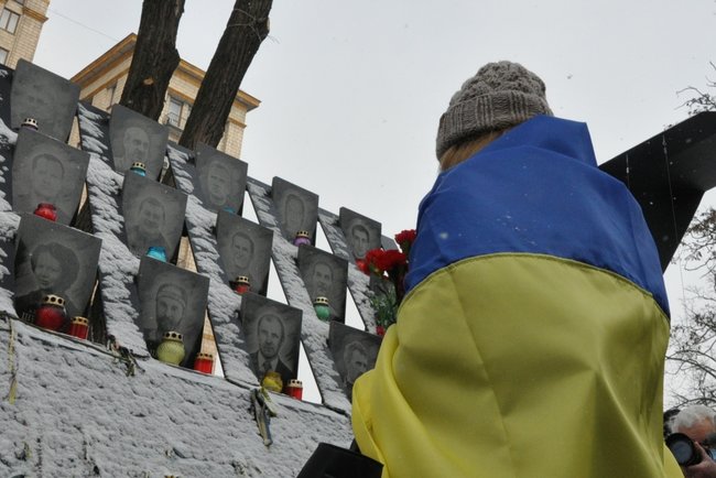 Kyiv marks anniversary of deadly shootings during EuroMaidan protests 02