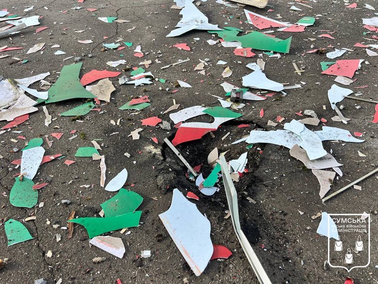 РФ нанесла удар по Сумам: пострадали люди, попадание по АЗС