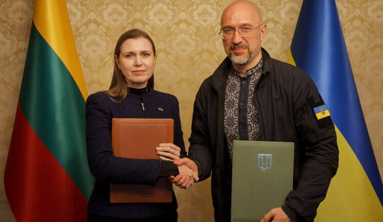 Украина и Литва будут совместно производить дальнобойные беспилотники, - Шмыгаль