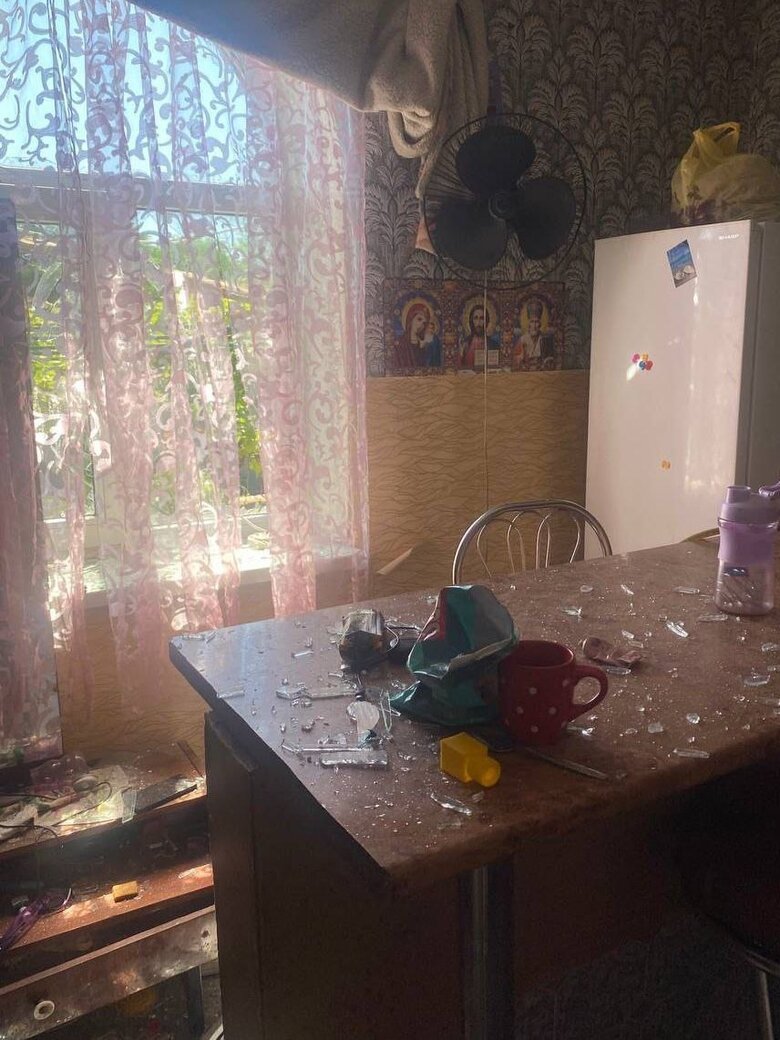 Ворог впродовж дня обстрілював Нікопольщину з артилерії та атакував дронами