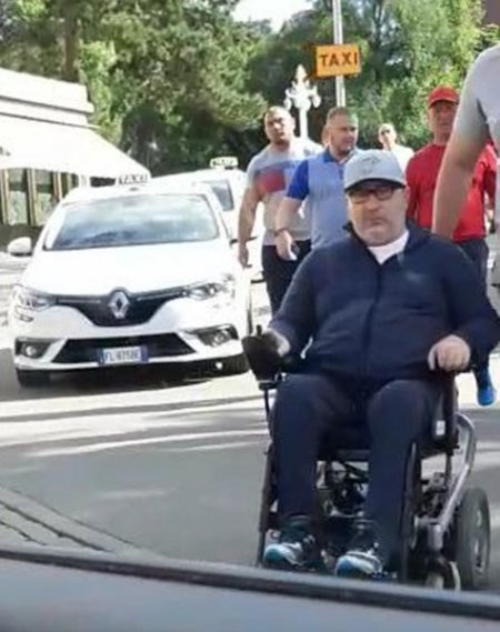 Переліт за 3 мільйони і VIP-готель: мер Харкова Кернес із чиновниками відпочили в Італії, - ЗМІ 03