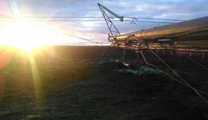 Power blockade participants prevented restoration of power supply to occupied Crimea; Right Sector lays down conditions. PHOTOS