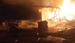 Рашисти атакували приватне підприємство на Житомирщині: виникла пожежа. ФОТОрепортаж