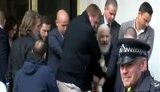 Полиция Лондона арестовала основателя Wikileaks Ассанжа. ВИДЕО
