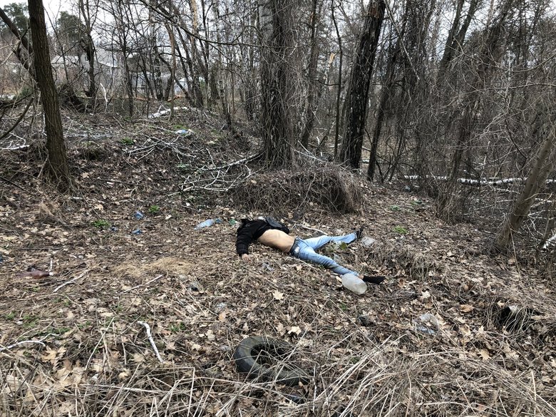 Bodies of civilians killed by Russian occupants in Vorzel 03