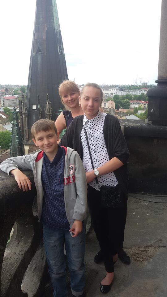 Дружина загиблого на Майдані Миколи-Олега Паньківа Леся: 3 лютого ми побралися, 6-го у нього день народження, а 20-го на Майдані він зазнав смертельного поранення 04