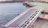 Вітер зламав понтонний міст через Інгул у Миколаєві. ВIДЕО
