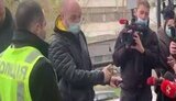 На защиту диссертации Кивы приехала полиция, однако не смогла попасть внутрь. ВИДЕО
