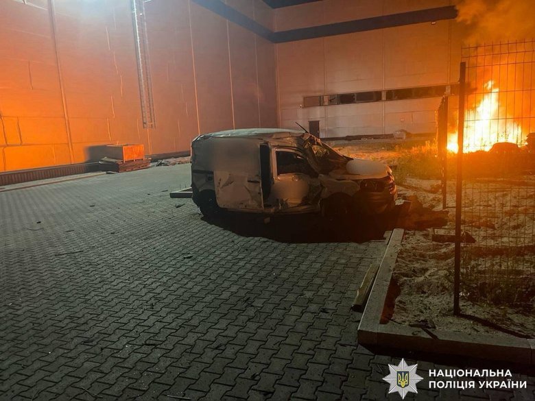 Наслідки ударів по Київщині: пошкоджено 5 складів
