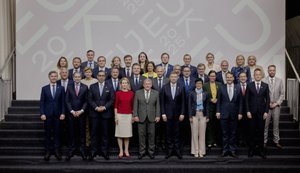 Kos and foreign ministers discuss support for Ukraine