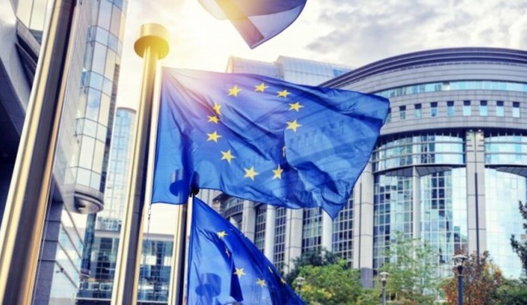 Baltic States and Poland: Buying LNG from Russia undermines EU cohesion