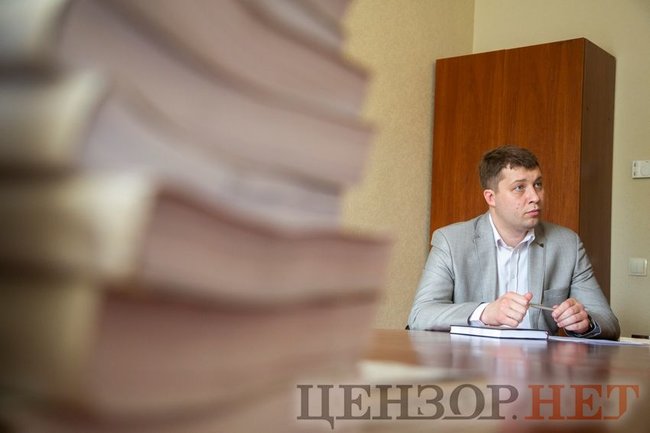 Прокурор САП Денис Демків: Я не міг ухвалити іншого рішення, крім як закрити справу Роттердам+, і на це було три причини 05 Прокурор САП Денис Демків: Я не міг ухвалити іншого рішення, крім як закрити справу Роттердам+, і на це було три причини 05