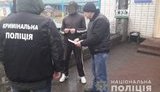 Хмельницкая полиция совместно с миграционной службой выдворили из Украины опасного уголовника по кличке Тахир. ФОТО
