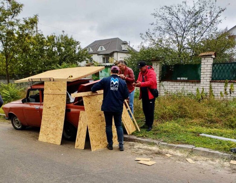 Сенкевич показал последствия российских ударов по Николаеву: повреждены 5 многоэтажек 04 Сенкевич показал последствия российских ударов по Николаеву: повреждены 5 многоэтажек 04
