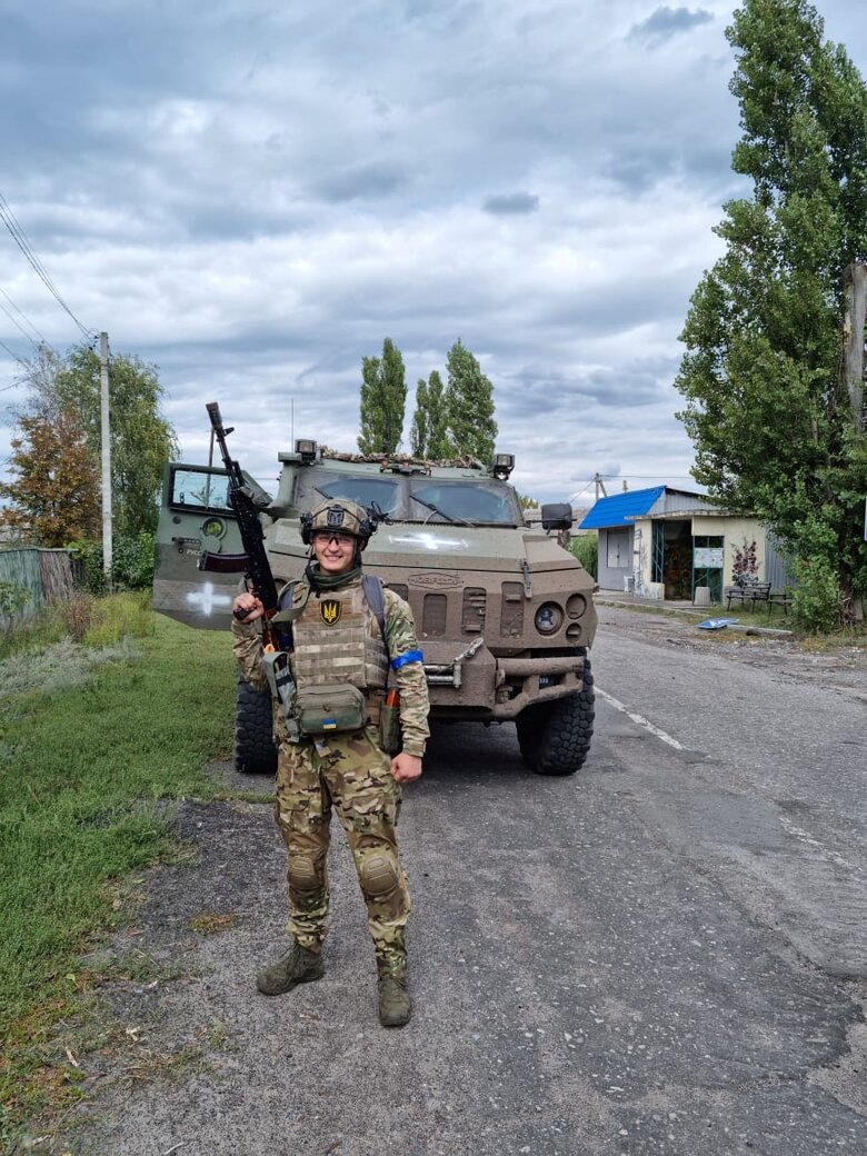 Командир екіпажу БПЛА Кара небесна Андрій Отченаш: У Кліщіївці нам вдалося коптером вивести групу, яка загубилася в повній пітьмі 04