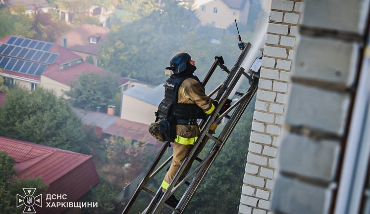 Рашисты нанесли ракетный удар по Харькову: попадание в частном секторе, 9 пострадавших (обновлено)