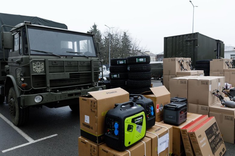 Защитникам передали партию помощи на 40 млн грн