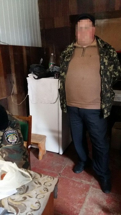 Один из руководителей исправительной колонии, поставлявший заключенным наркотики, задержан на Сумщине 02 Один из руководителей исправительной колонии, поставлявший заключенным наркотики, задержан на Сумщине 02