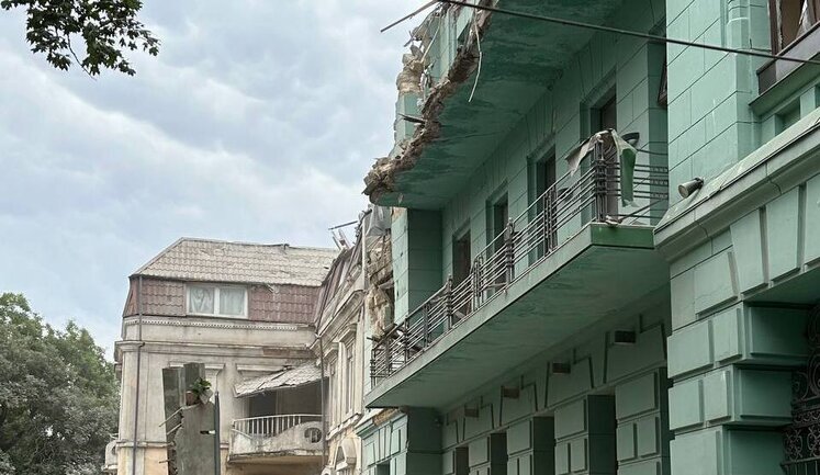 Center of Odesa after barbaric Russian attack. VIDEO&PHOTOS