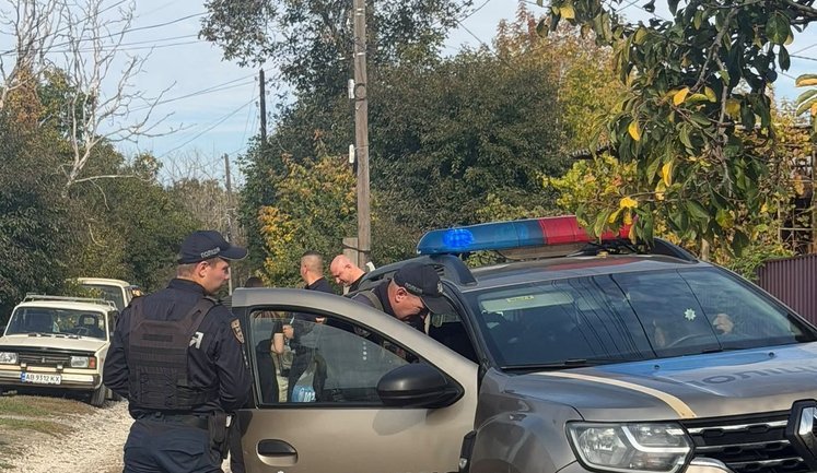 Уламками збитих БпЛА пошкоджено п’ять будинків у Жмеринці на Вінниччині. ФОТОрепортаж