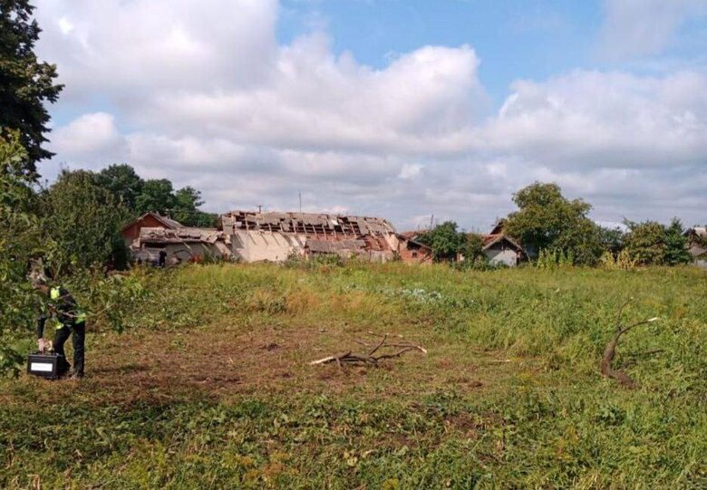 Ворог ударив по цивільному об’єкту на Івано-Франківщині, загинув 8-річний хлопчик, є постраждалі (оновлено) 01