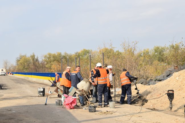 ‘Shchastia’ entry-exit checkpoint in Luhansk region to open on November 10 04