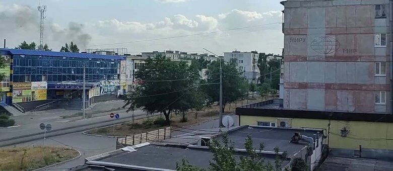 Лисичанск страдает от авиаударов, войска РФ закрепились в Северодонецке, Сиротине, Воронове и Боровском, - Гайдай 05