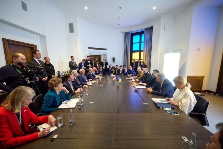 Зеленський зустрівся із сенаторами Конгресу США