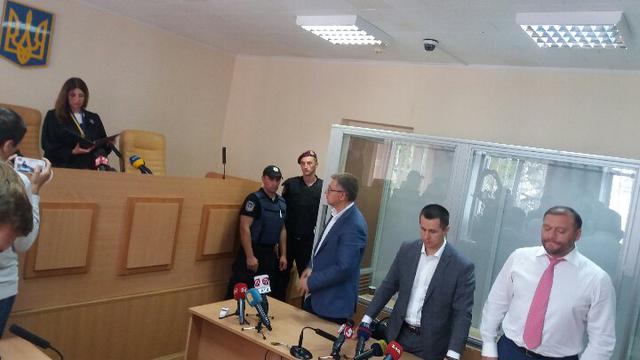 Суд арестовал Добкина с залогом 50 млн гривен 01 Суд арестовал Добкина с залогом 50 млн гривен 01