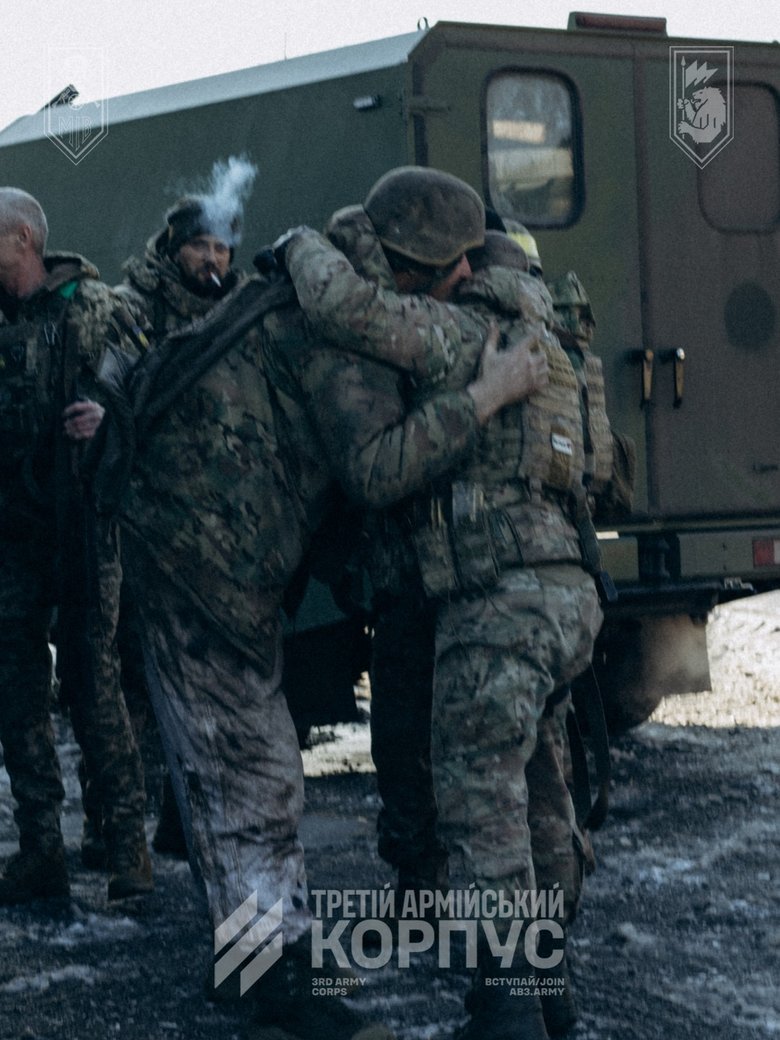 Піхотинці 60 бригади безперервно тримали оборону 143 та 99 днів