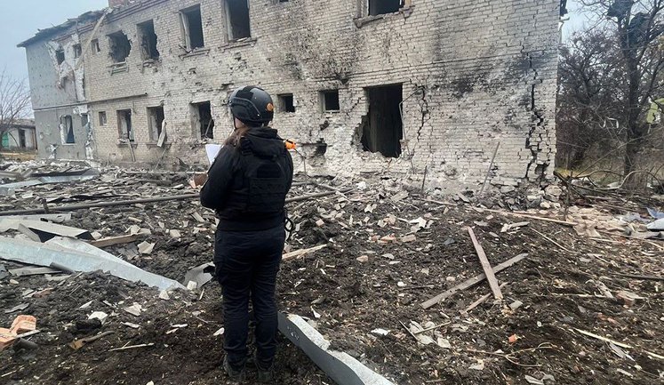 Доба на Донеччині: під ударами Дружківка та Костянтинівка, 3 людини загинули, є поранені. ФОТОрепортаж