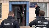 Поліція проводить обшуки у службових приміщеннях Київського метрополітену