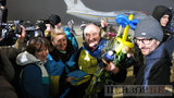 "Heroes, welcome home!” liberated Ukrainian hostages enjoy warm reception at Boryspil airport. PHOTOS