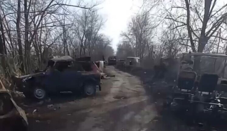Destroyed Russian equipment along "road of death". VIDEO