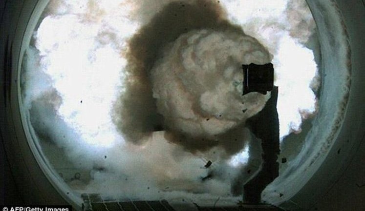 Matrix XXI: Пентагон провел испытания электромагнитной пушки. ФОТОрепортаж