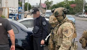 Організував платний виїзд до Молдови та Придністров’я: затримано військового, - ДБР. ФОТОрепортаж