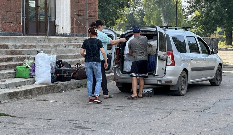 It is necessary to evacuate as soon as possible: Two micro-districts of Myrnohrad can no longer be entered - CMA