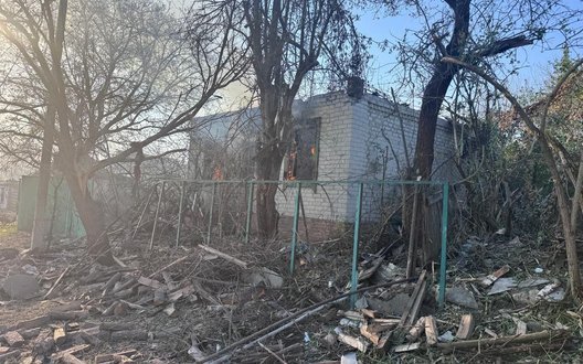 Доба на Донеччині: Четверо людей загинуло, троє дістали поранення. ФОТОрепортаж