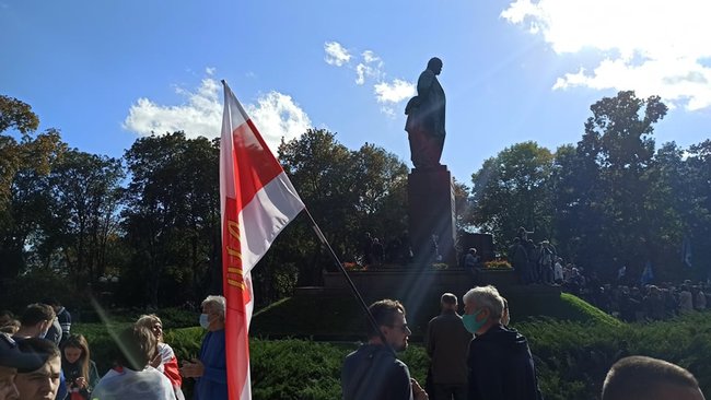 У Києві відбувається Марш УПА: учасники збираються оголосити вимоги Зеленському 18 У Києві відбувається Марш УПА: учасники збираються оголосити вимоги Зеленському 18