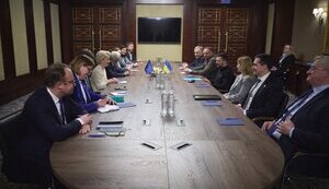 Зеленський зустрівся з фон дер Ляйєн та Коштою