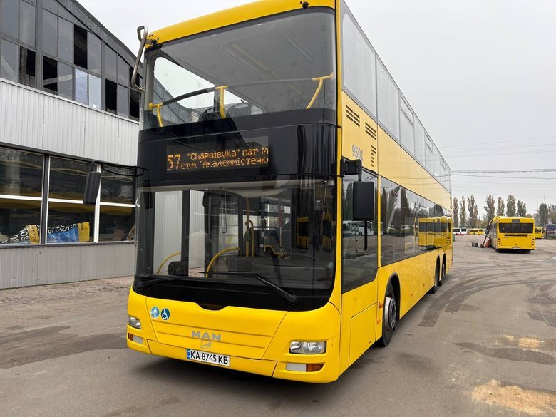 У Києві на вихідних вперше запустять двоповерховий автобус