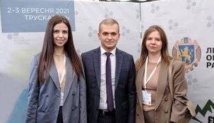 Одна из соучредительниц благотворительного фонда депутата Дрогобычского горсовета от "СН" Слотило внесла залог за фигуранта дела Лозинского Китнера, - СМИ