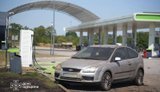 Рашисты нанесли удар по АЗС в Одесской области: повреждены заправочная колонка и автомобиль. ФОТОРЕПОРТАЖ