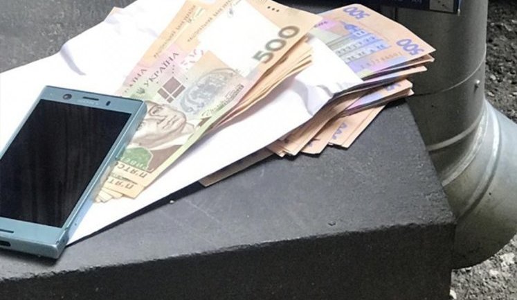 Руководитель службы котельных "Киевгаза" задержан при получении 50 тыс. гривен взятки, - ГПУ. ФОТО