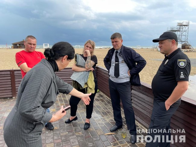 Чоловік застрелив людину в барі Затоки, - Нацполіція 01