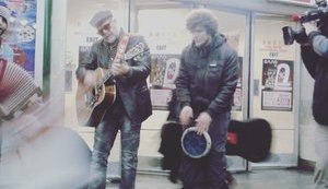 Гребенщиков спел в киевском метро. ФОТОрепортаж+ВИДЕО