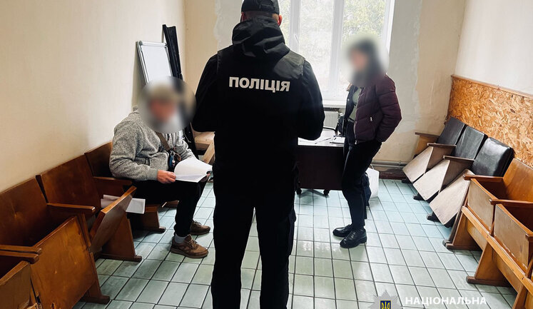 Заволоділи 47 земельними ділянками: на Київщині викрито злочинну групу, яка підроблювала документи, - Нацполіція. ФОТОрепортаж
