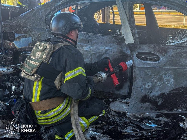 Київ удари шахедів у Голосіївському