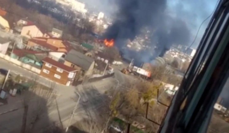 В Чернигове войска РФ нанесли ракетный удар по центру города. ВИДЕО+ФОТОрепортаж