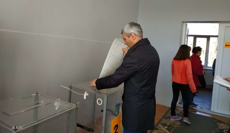 Кошулинський проголосував на виборах президента України. ВІДЕО+ФОТОрепортаж